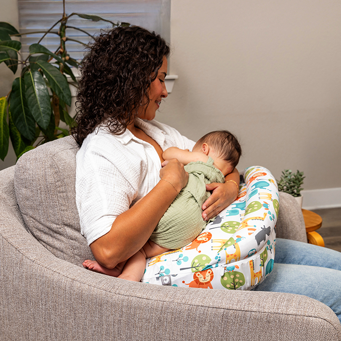 Emzirme Yastığı: Nasıl Kullanılır ve Nasıl Se&ccedil;ilir? | Chicco